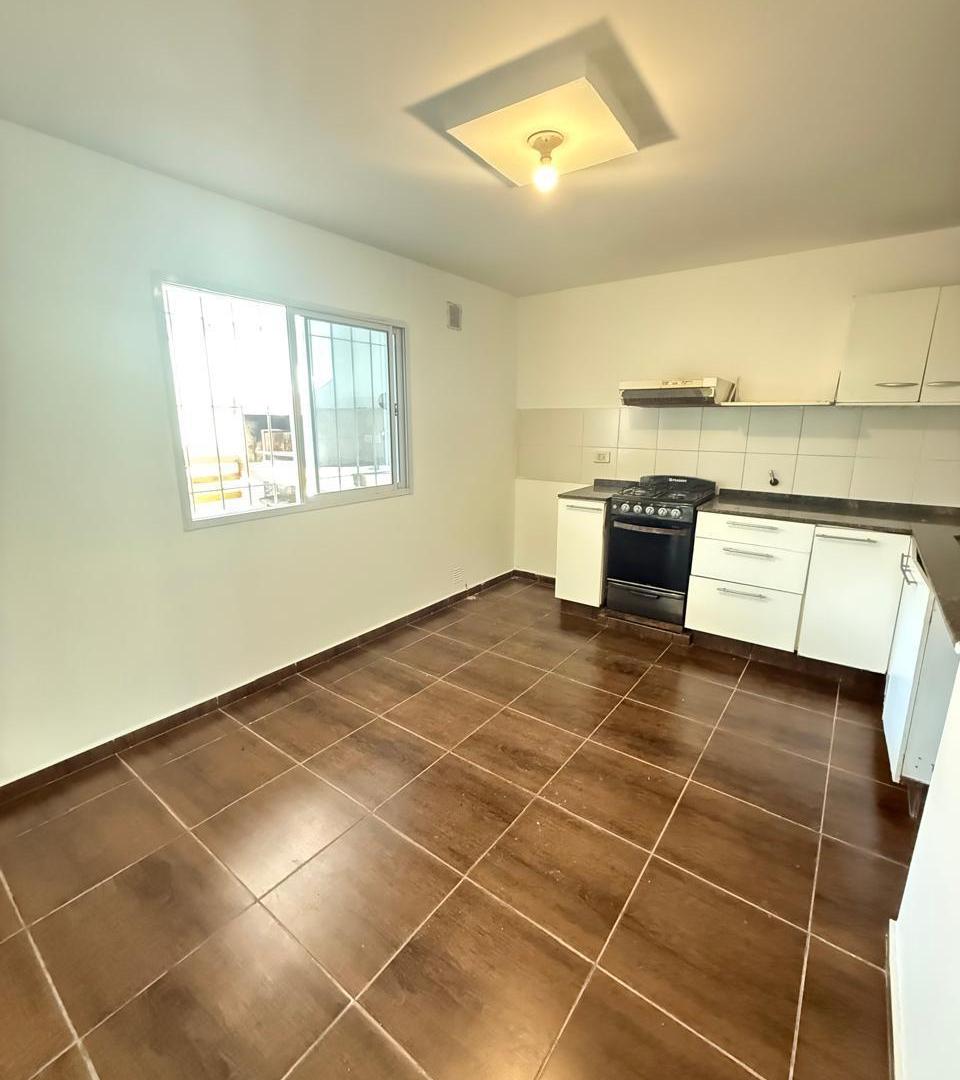 Foto de Casa de Tres Dormitorios en Venta Quintas de Arguello, imagen 4