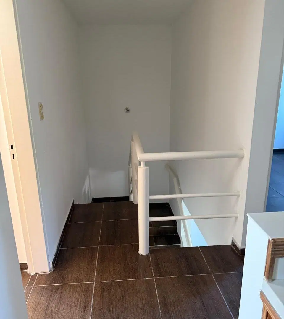 Casa de Tres Dormitorios en Venta Quintas de Arguello 5