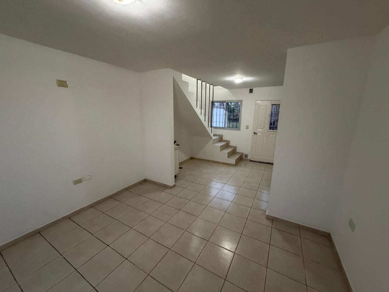 Departamento de Un Dormitorio en Alquiler con Cochera