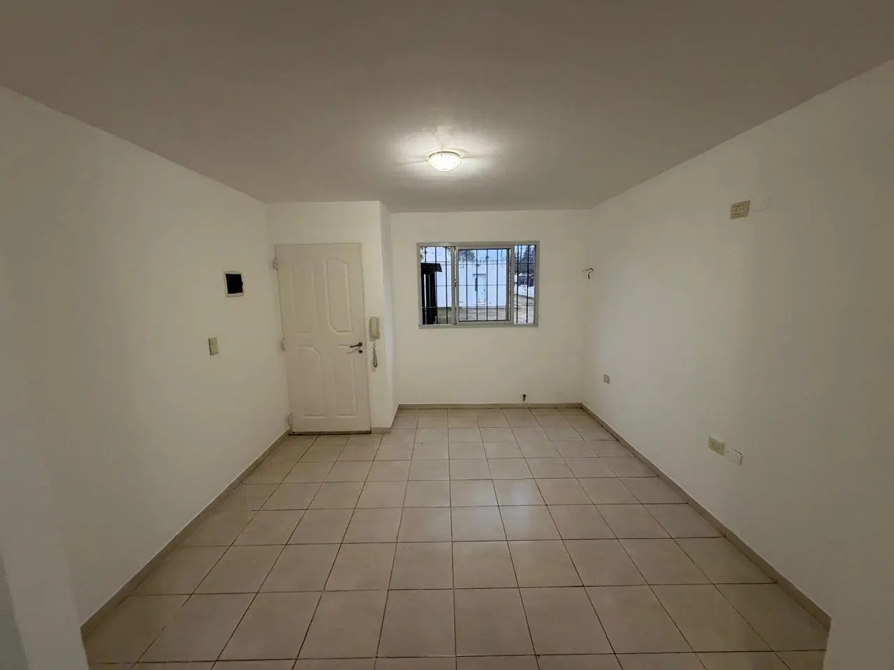 Departamento de Un Dormitorio en Alquiler con Cochera 4