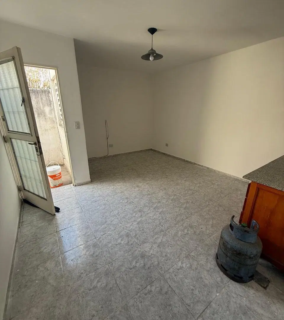 Departamento de Un Dormitorio en Alquiler Los Boulevares 4