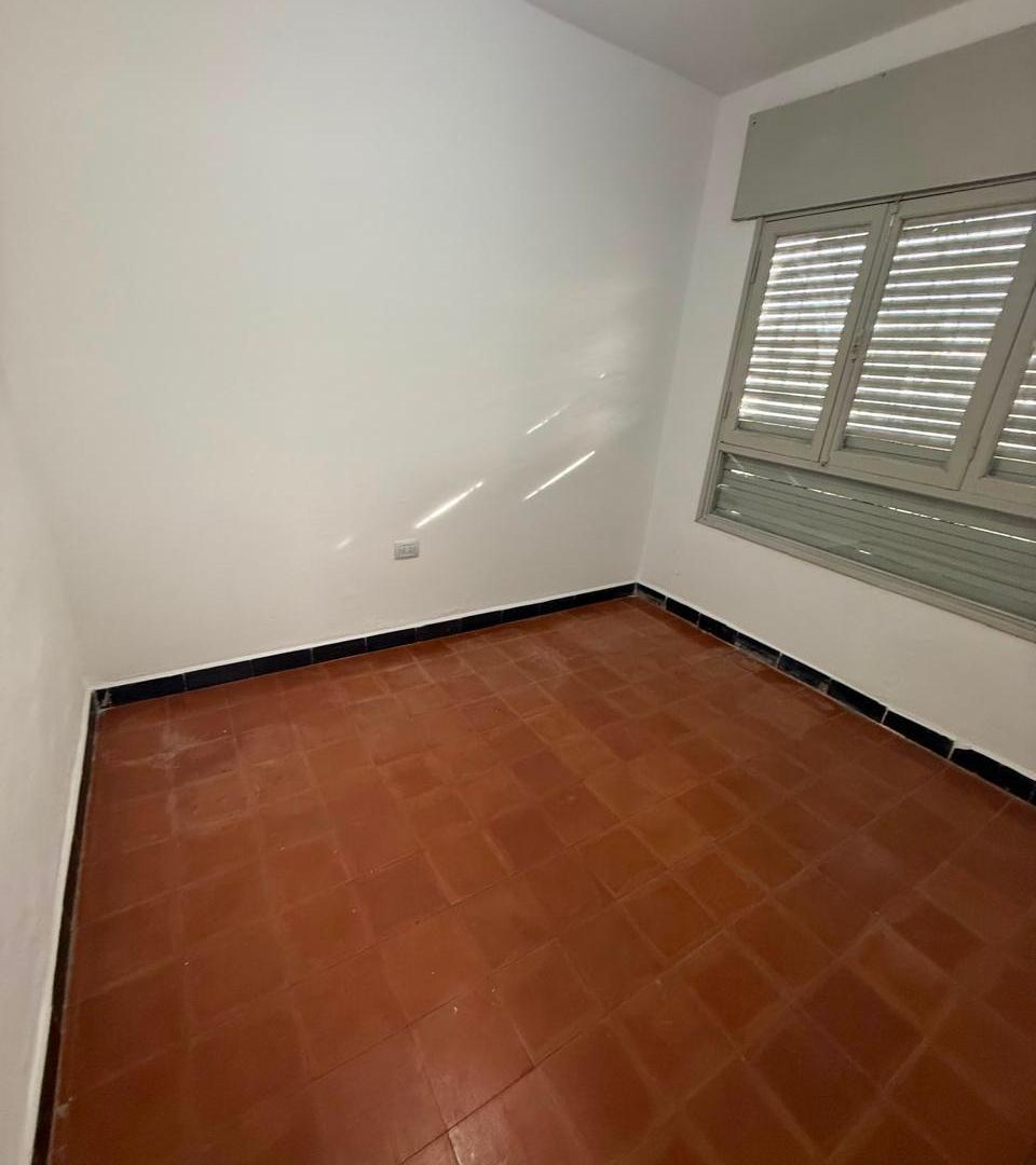 Foto de Casa de Dos Dormitorios en Venta Zumaran, imagen 3