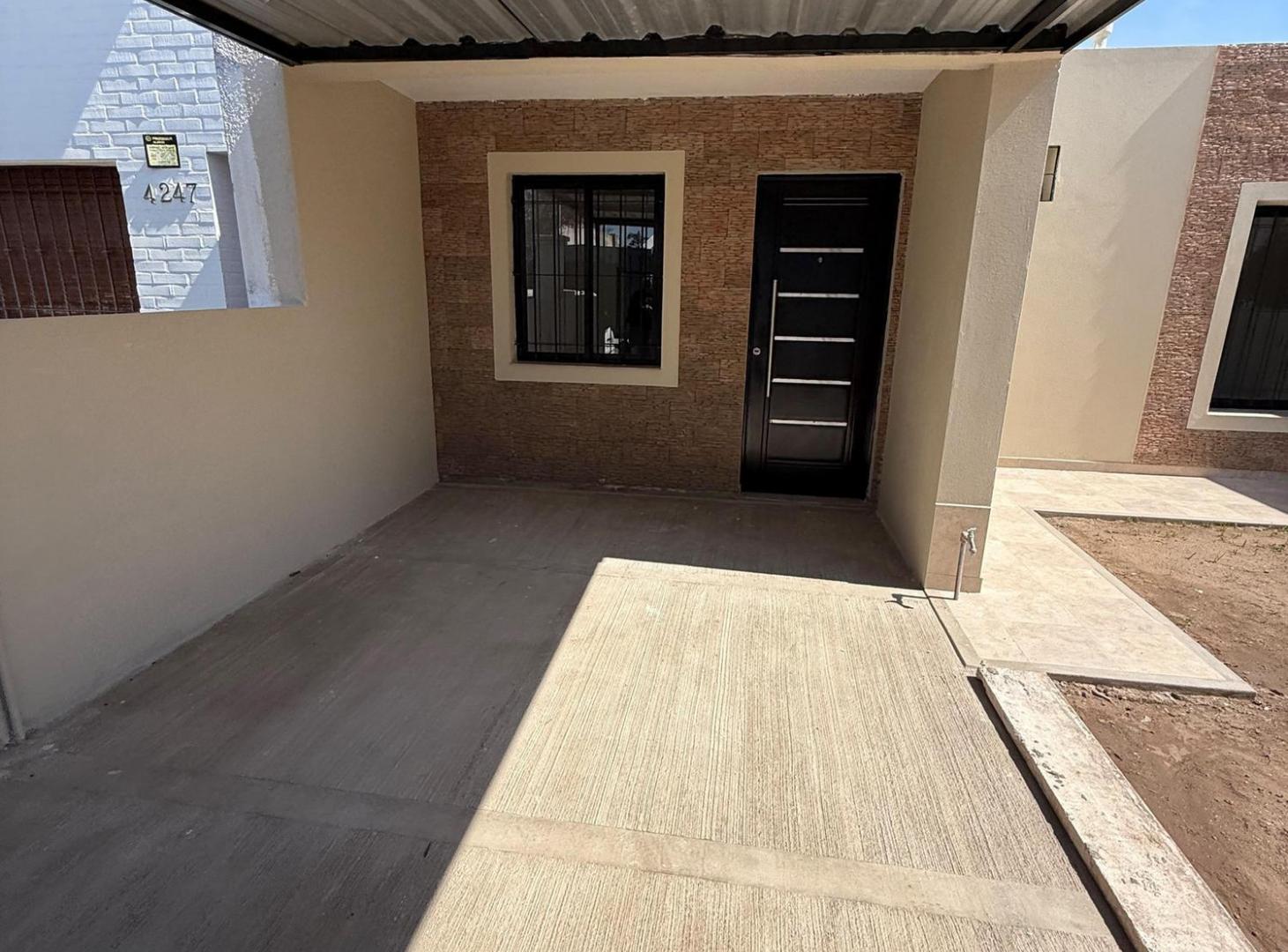 Foto de Casa de Dos Dormitorios en Venta Villa Centenario, imagen 1