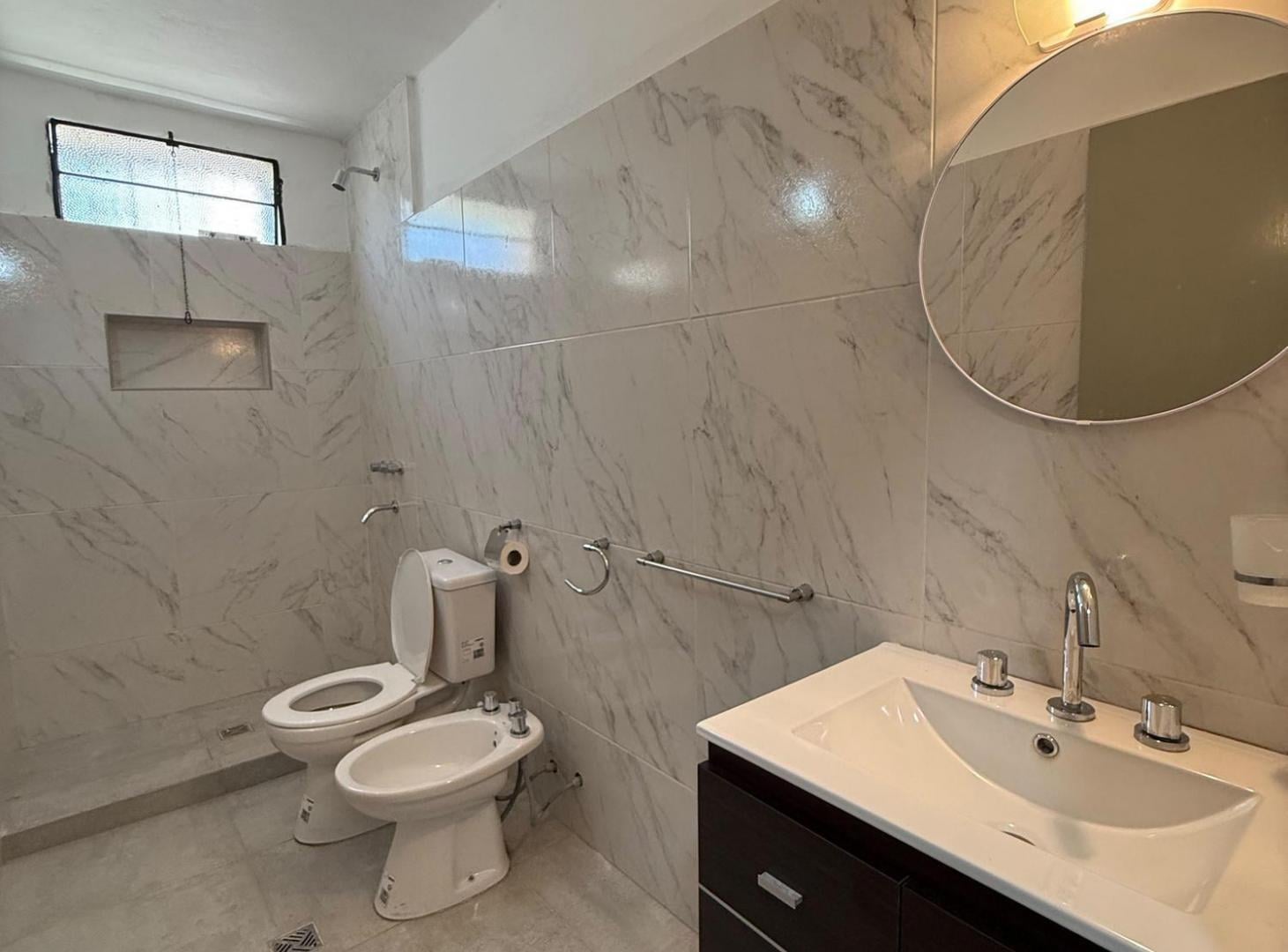 Foto de Casa de Dos Dormitorios en Venta Villa Centenario, imagen 4