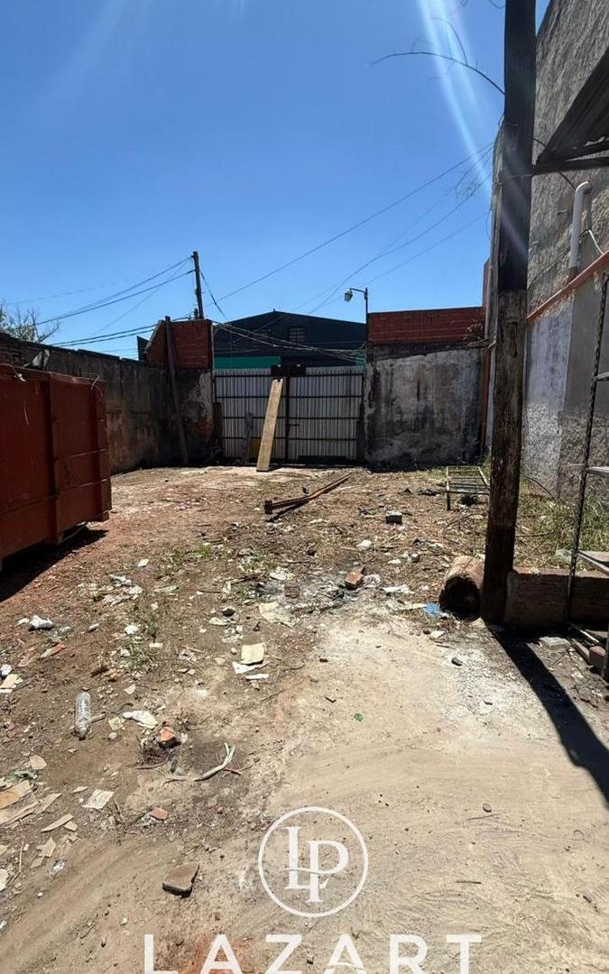 Foto de GALPON MAS 2 LOTES (SALIDA A 3 CALLES) FRENTE A AV JUAN MANUEL DE ROSAS, imagen 3