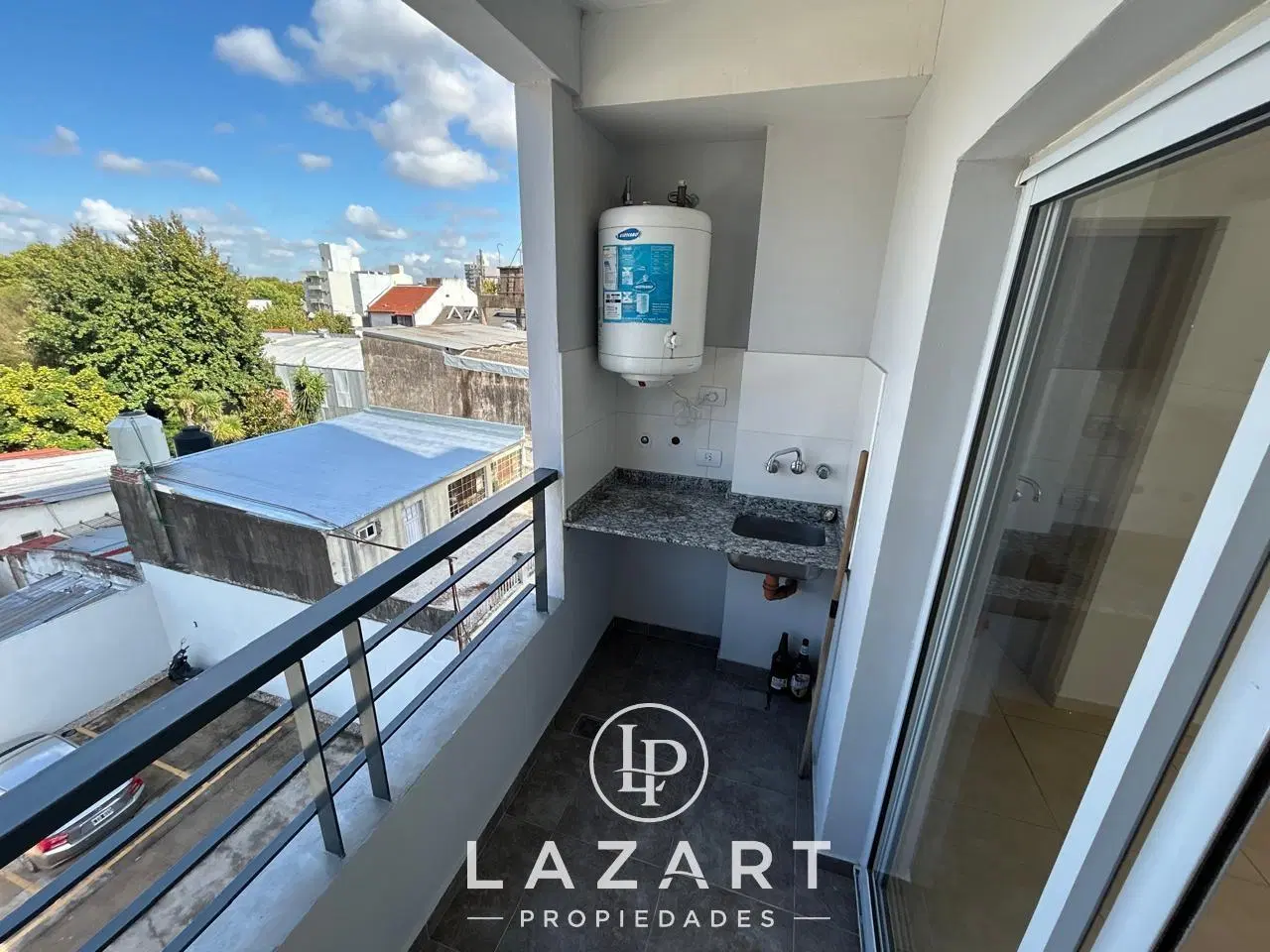 Departamento de 1 ambiente en Santos Lugares 5
