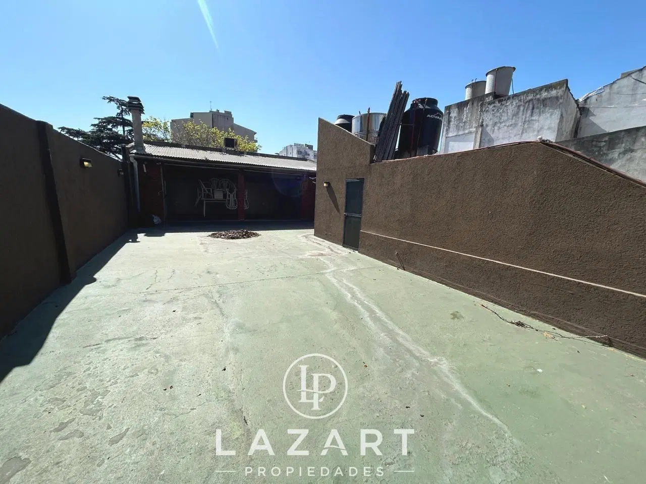 Casa en Ph totalmente independiente 3 amb. cochera y terraza propia! -APTO CREDITO- 2