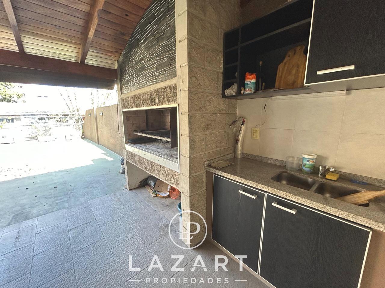Casa en Ph totalmente independiente 3 amb. cochera y terraza propia! -APTO CREDITO-