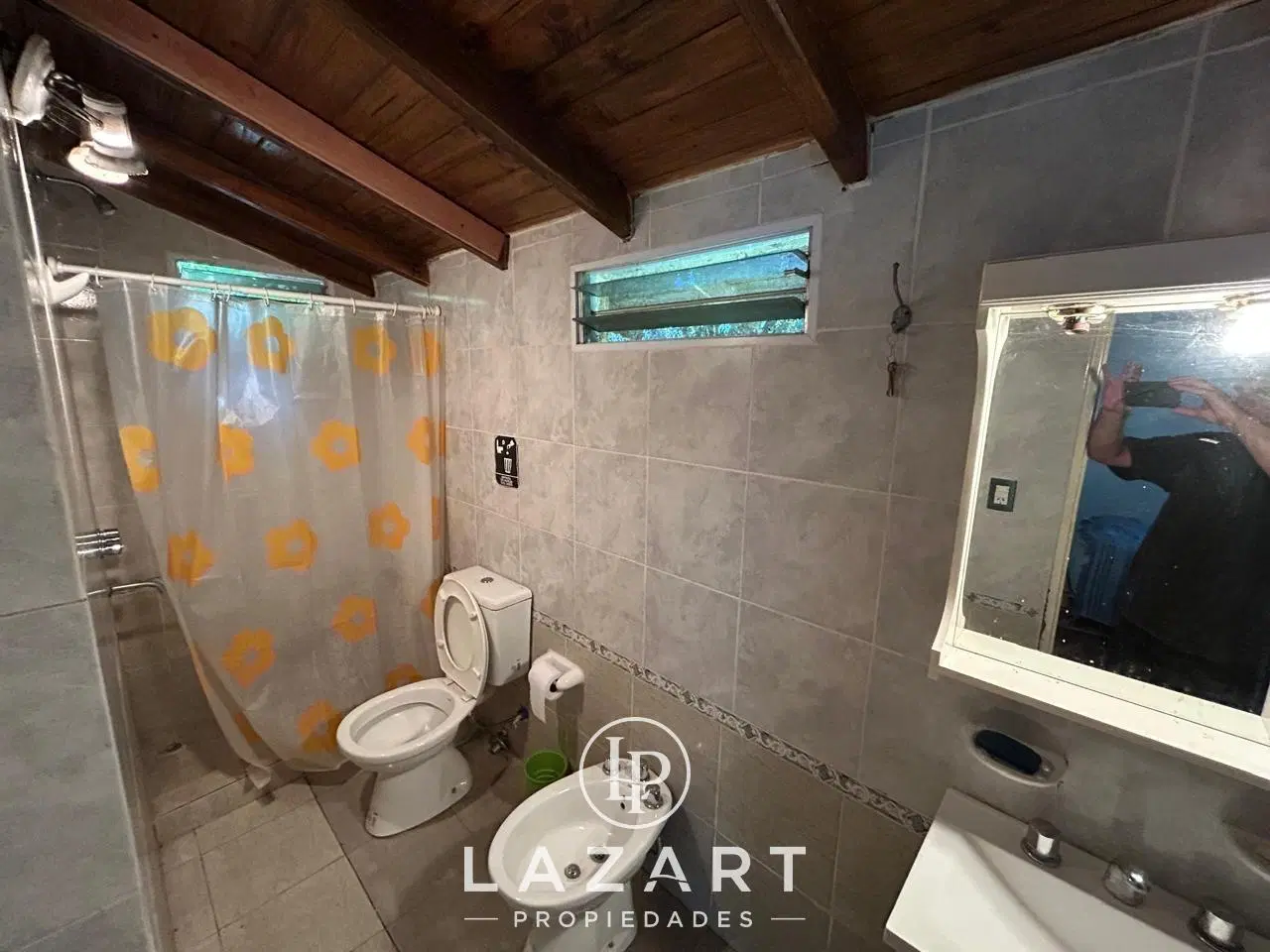 chalet 6 amb, sobre lote de 2.250 m2 en El Remanso 5