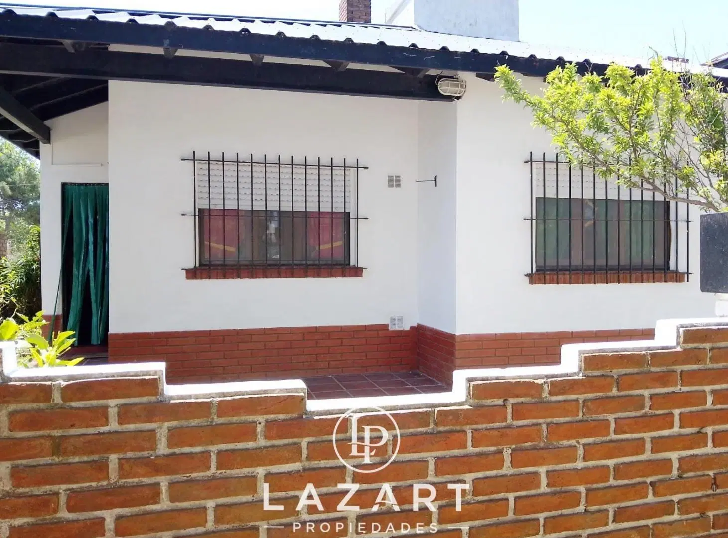Casa mas 2 departamentos! venta en bloque...ideal inversion! 5