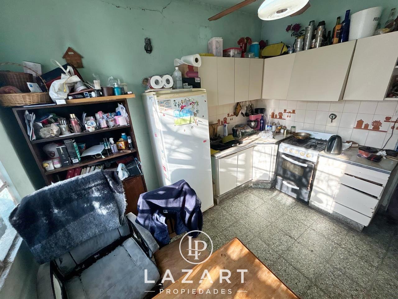 Foto de Casa 3 amb cochera y patio!, imagen 3