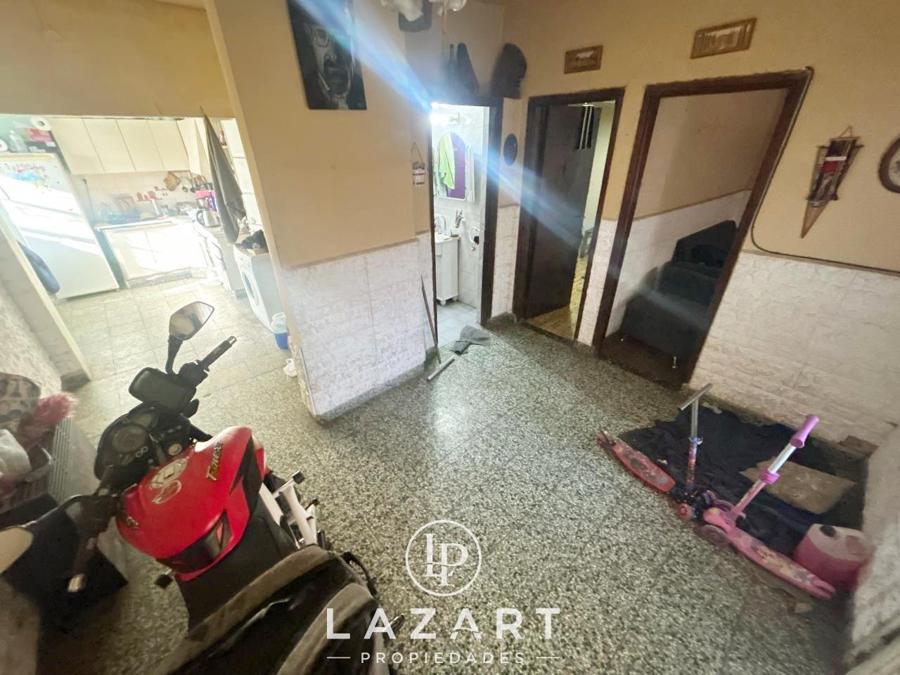 Foto de Casa 3 amb cochera y patio!, imagen 2
