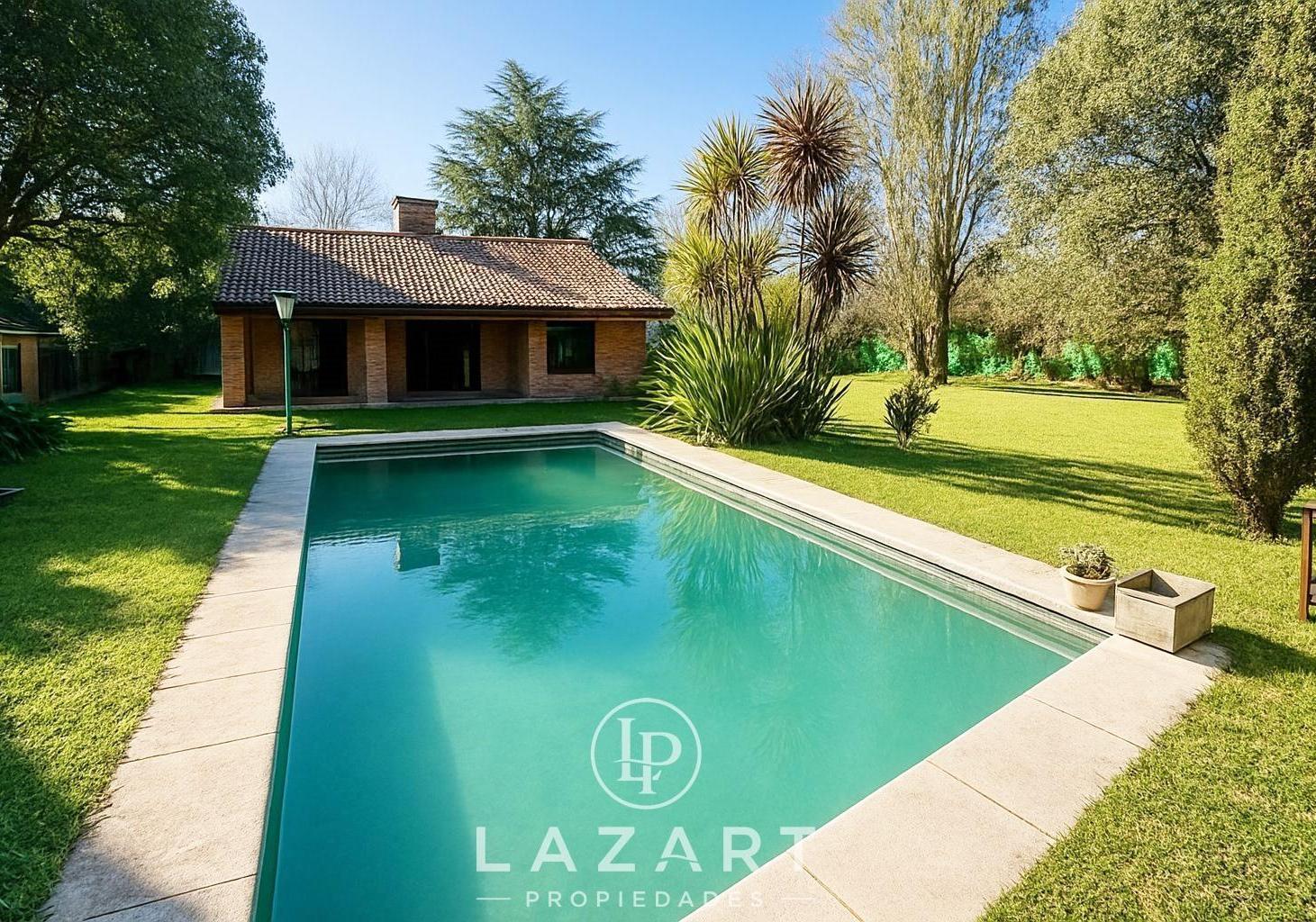 Foto de Espectacular casa con lote 2000 m2, pileta, sauna, mastersuite y, imagen 4