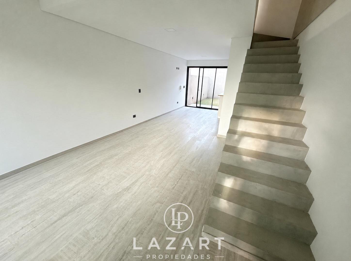 Foto de DUPLEX A ESTRENAR 4 AMBIENTES CON JARDIN Y PARRILLA!, imagen 1
