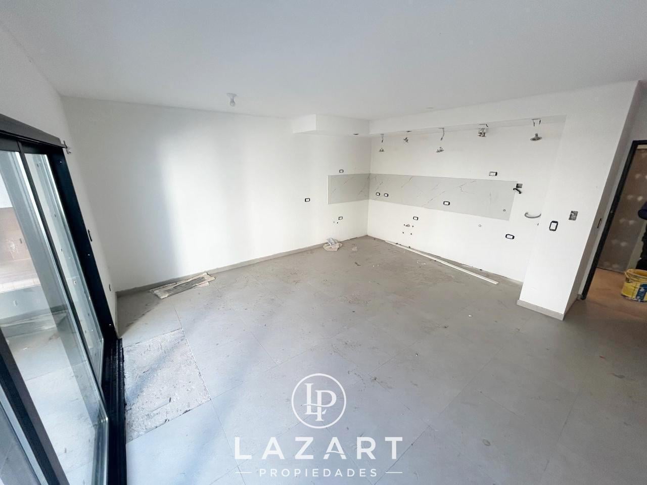Foto de Departamento con parrilla en construccion 2 amb. super amplio!, imagen 4