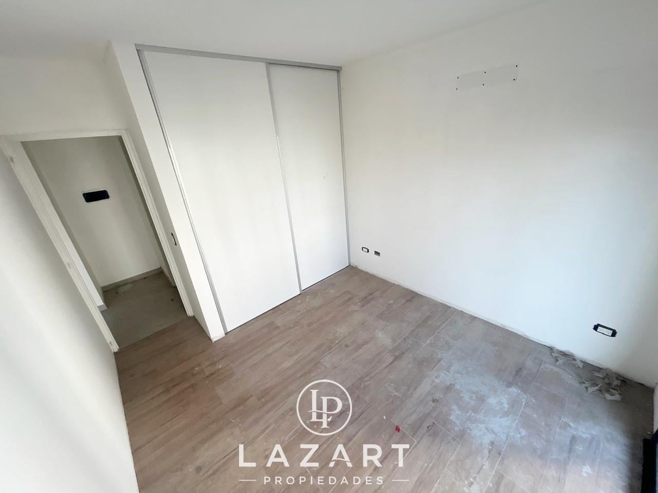 Foto de Departamento con parrilla en construccion 2 amb. super amplio!, imagen 3