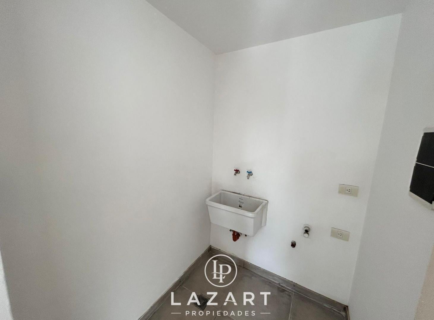 Foto de Departamento 3 amb. y medio en Villa Ballester centro! cochera opcional, imagen 4
