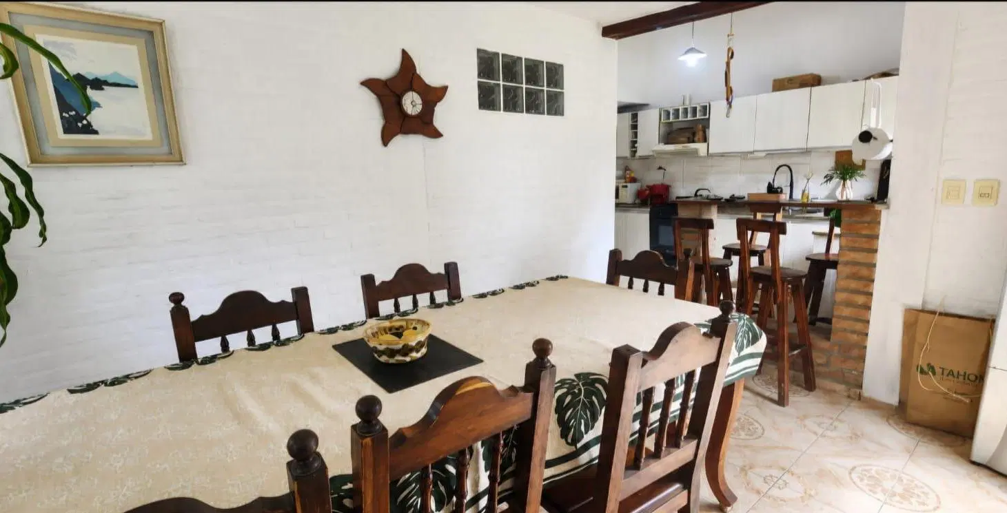VENTA CASA 4 DORMITORIOS MENDIOLAZA PILETA 3
