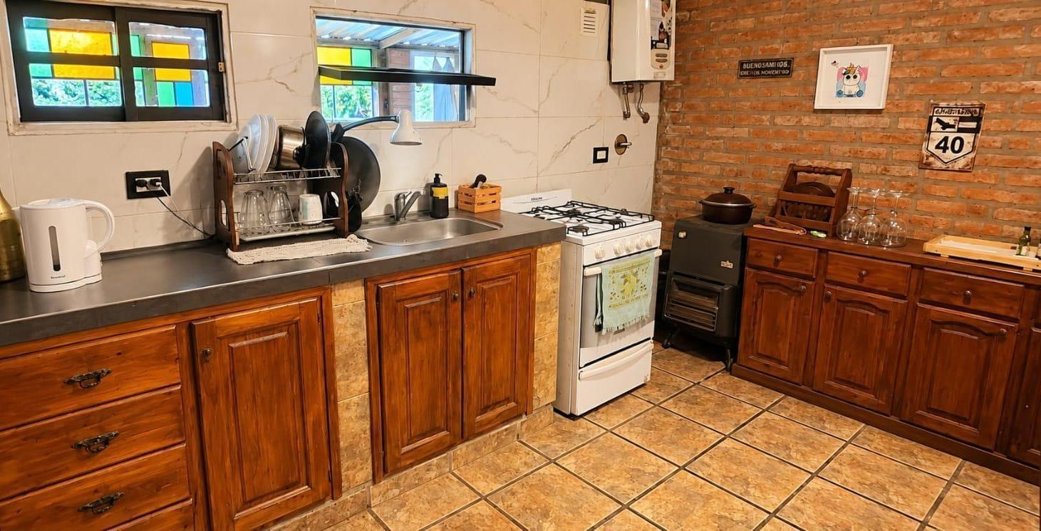 Foto de VENTA CASA 3 DORMITORIOS TALAR DE MENDIOLAZA PILETA, imagen 4
