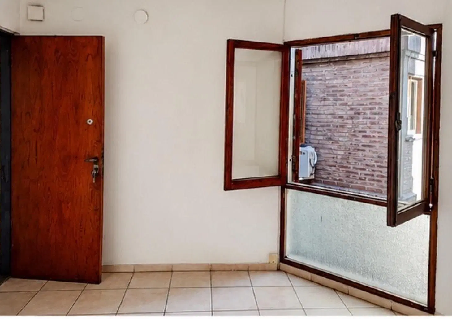 VENTA DEPTO 1 DORM a mts de Av Duarte Quirós 4