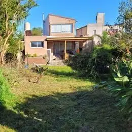 VENTA CASA A TERMINAR 2 DORM VALLE DE ANISACATE 4