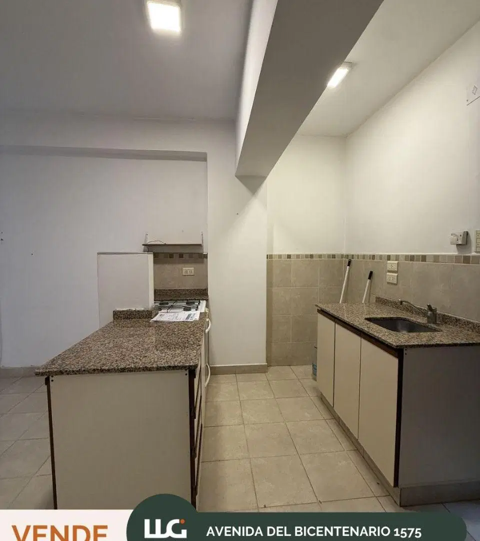 DEPARTAMENTO EN VENTA, 1 HABITACION, Y PATIO. AV. BICENTENARIO DE LA BATALLA DE SALTA 3