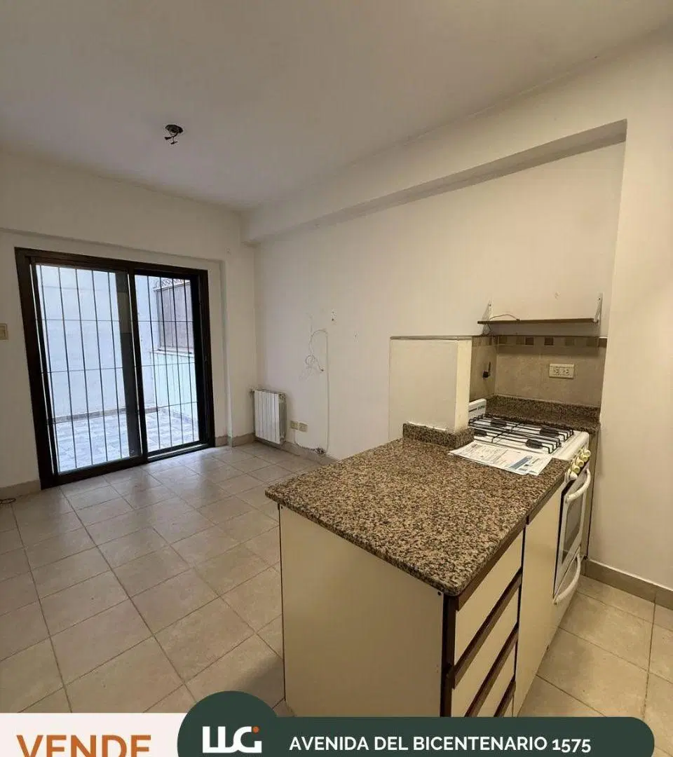 DEPARTAMENTO EN VENTA, 1 HABITACION, Y PATIO. AV. BICENTENARIO DE LA BATALLA DE SALTA 1