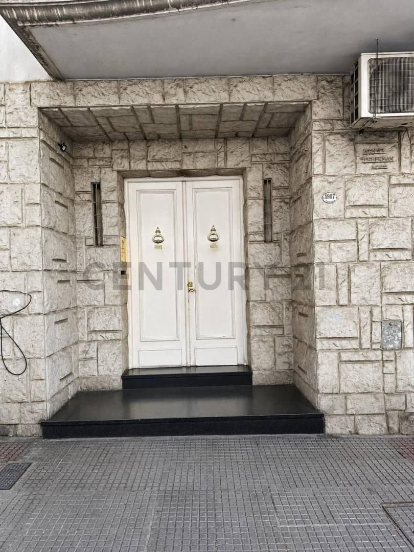 Foto de Departamento 2 Ambientes En Esquina Con Balcón Belgrano- Dueño Directo, imagen 1