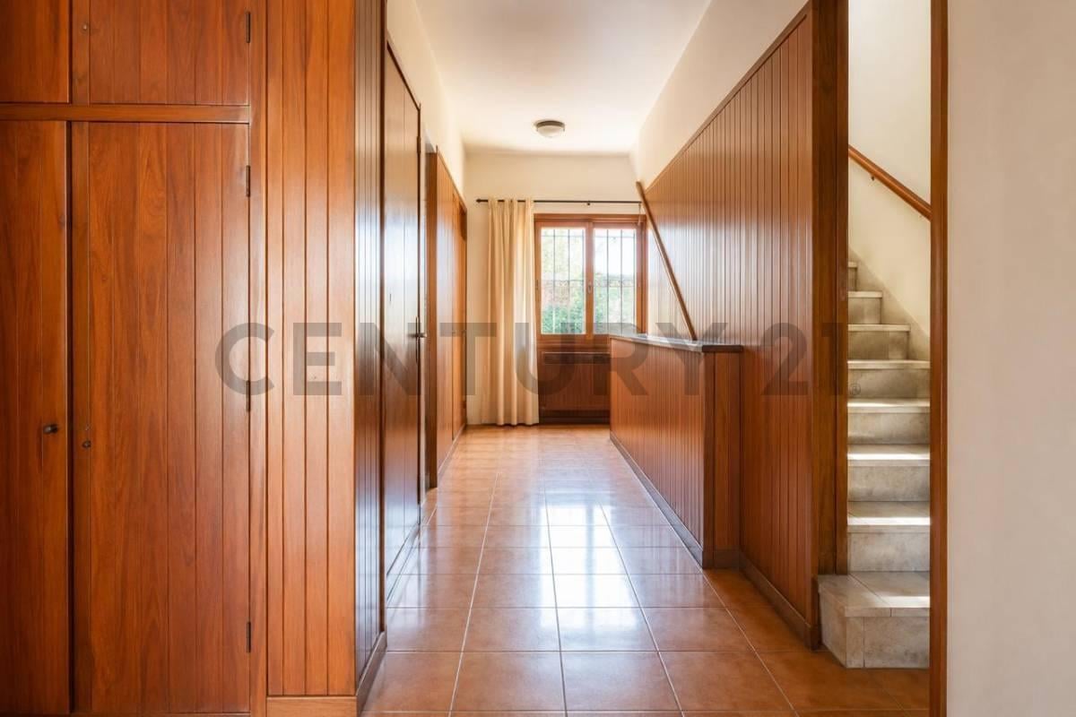 Foto de OPORTUNIDAD de inversión - Casa de 6 Ambientes con gran potencial, imagen 5