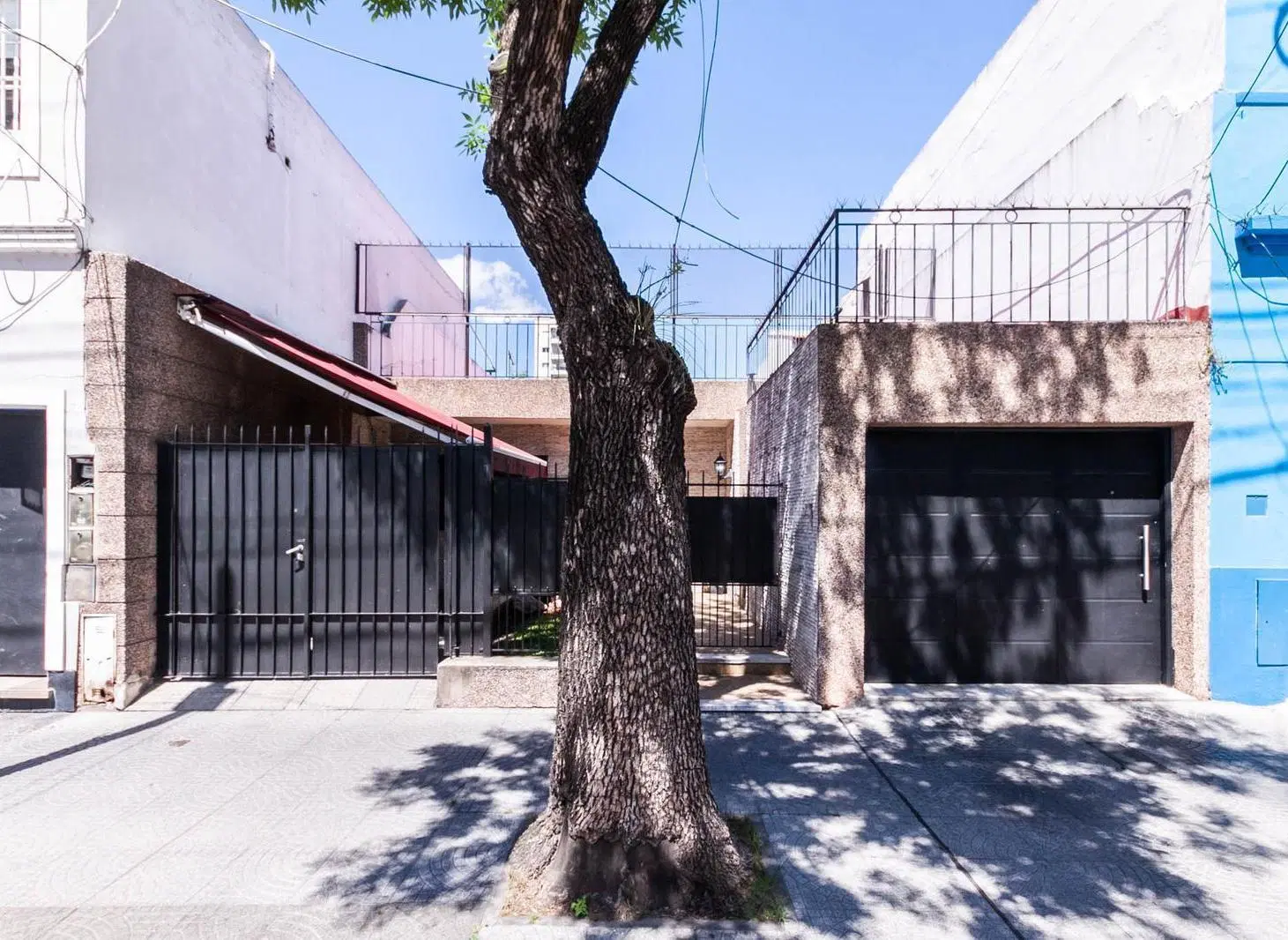 Venta de casa 4 amb con garaje, quincho y pileta!! Lanus Este centro! 3