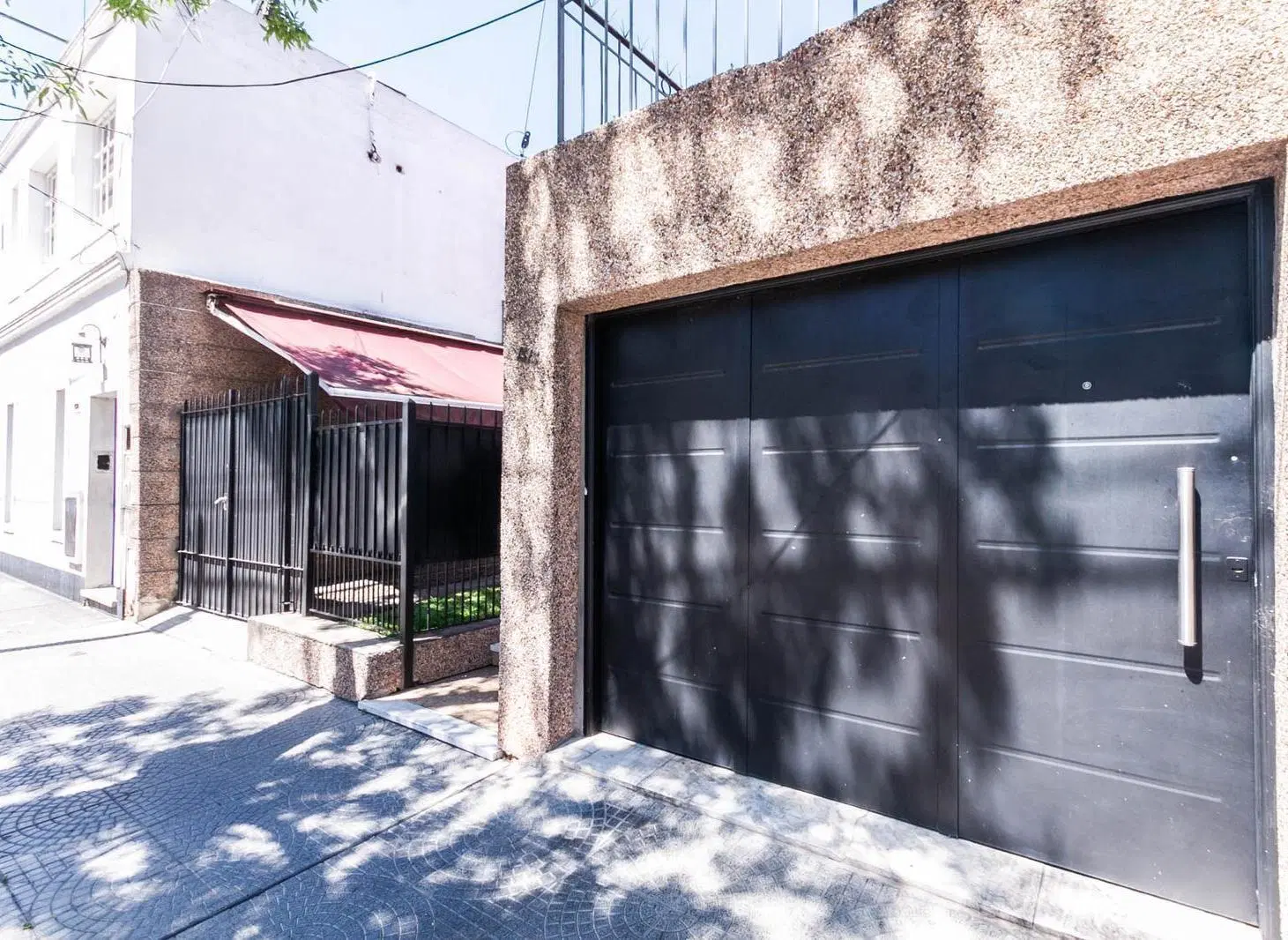 Venta de casa 4 amb con garaje, quincho y pileta!! Lanus Este centro! 4