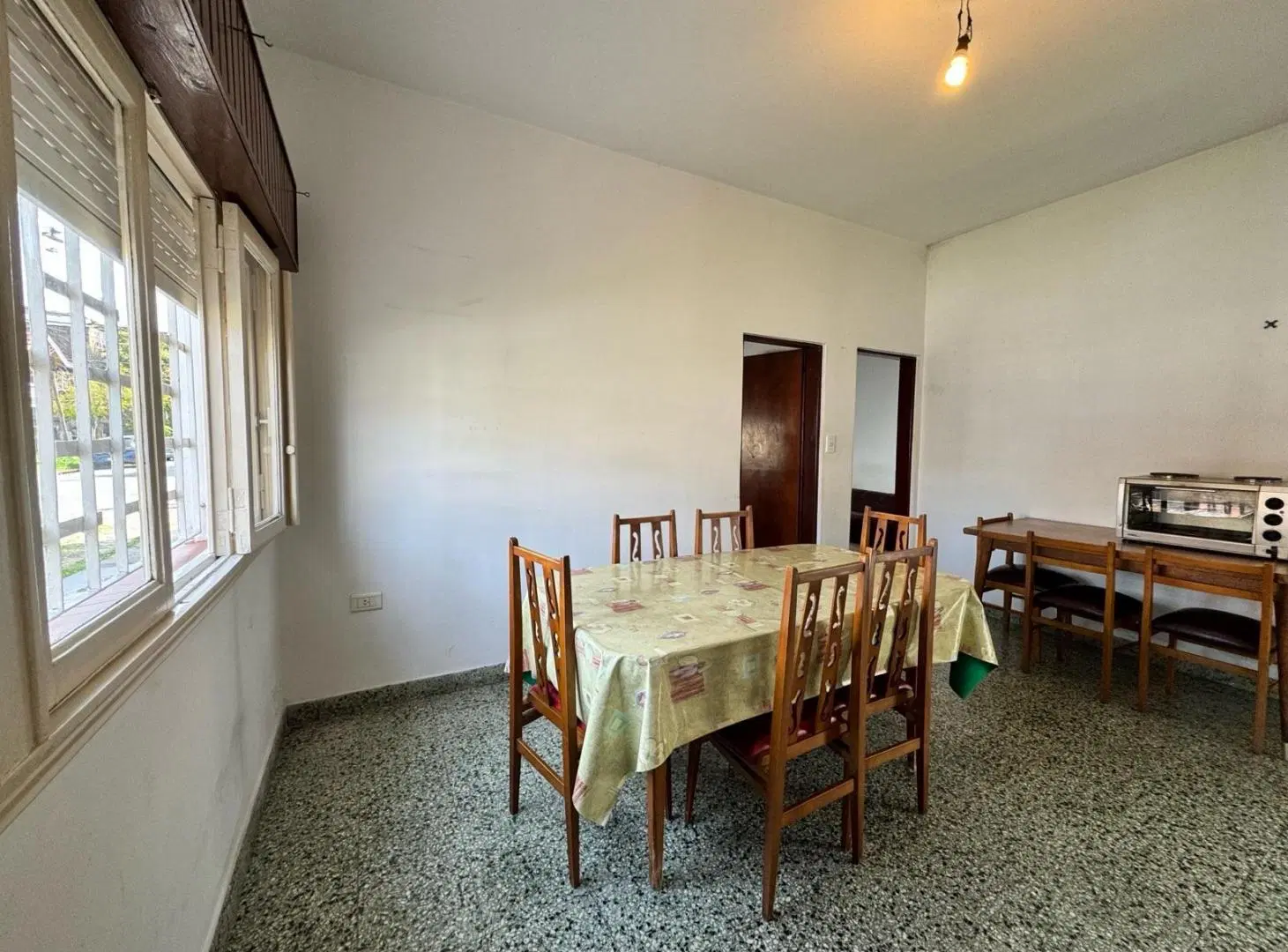 Venta de ph 3 amb al frente con patio! 3