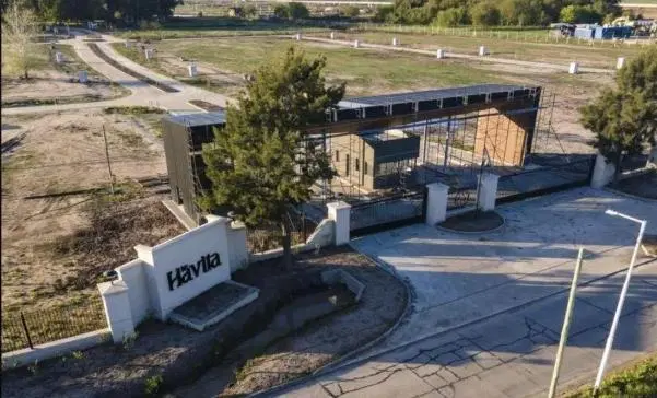 Venta de lote de 668mts- en Barrio Privado Havita 7