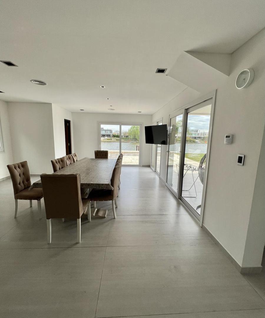 Foto de Venta casa El Golf Nordelta, imagen 1