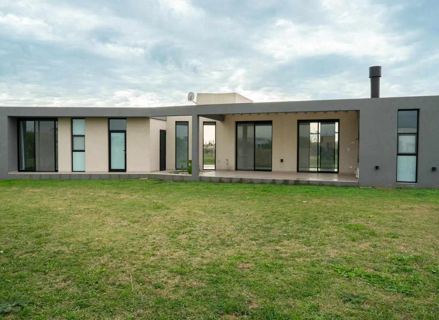 VENTA CASA BARRIO SAN SEBASTIAN 2