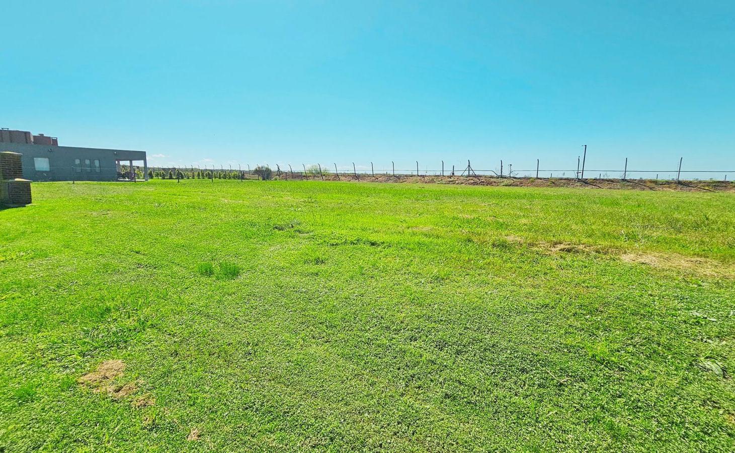 Foto de LOTE EN VENTA CON PROYECTO APROBADO LISTO PARA CONSTRUIR YA Área 8, imagen 5