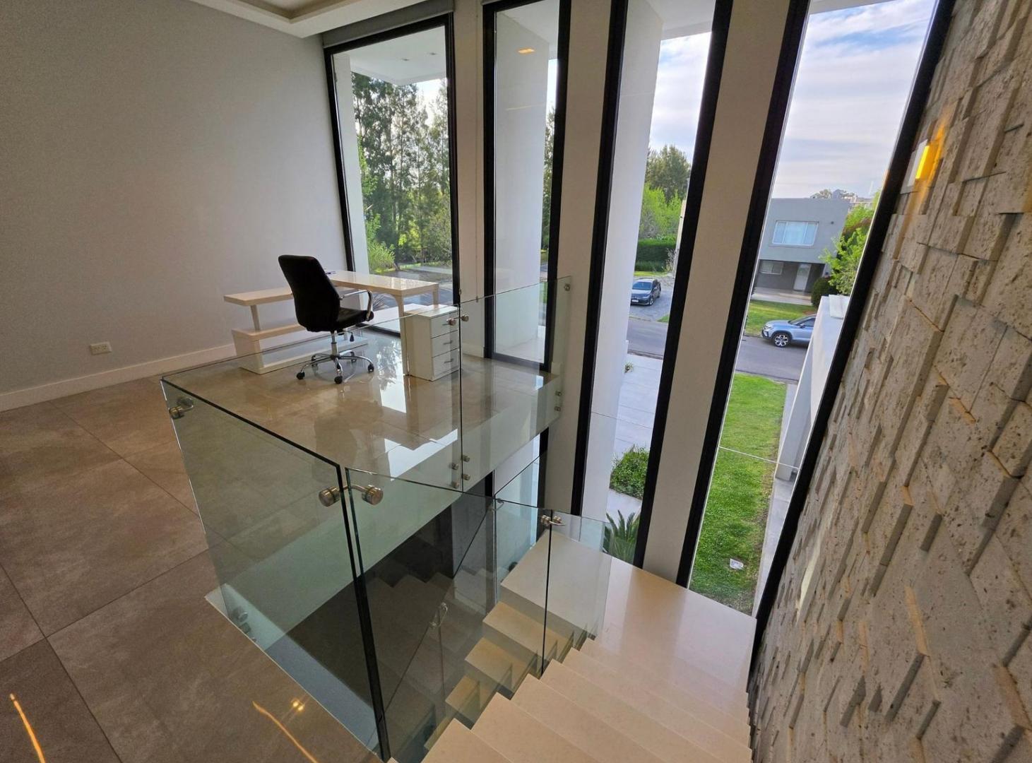 Foto de Casa al Rio en Alquiler en Barrio Nautico Albanueva, imagen 4