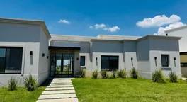 Foto de VENTA CASA A LA LAGUNA SAN SEBASTIAN, imagen 3
