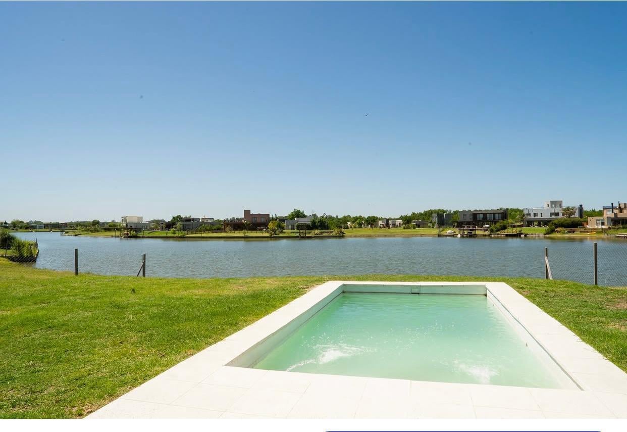 Foto de VENTA CASA A LA LAGUNA SAN SEBASTIAN, imagen 1