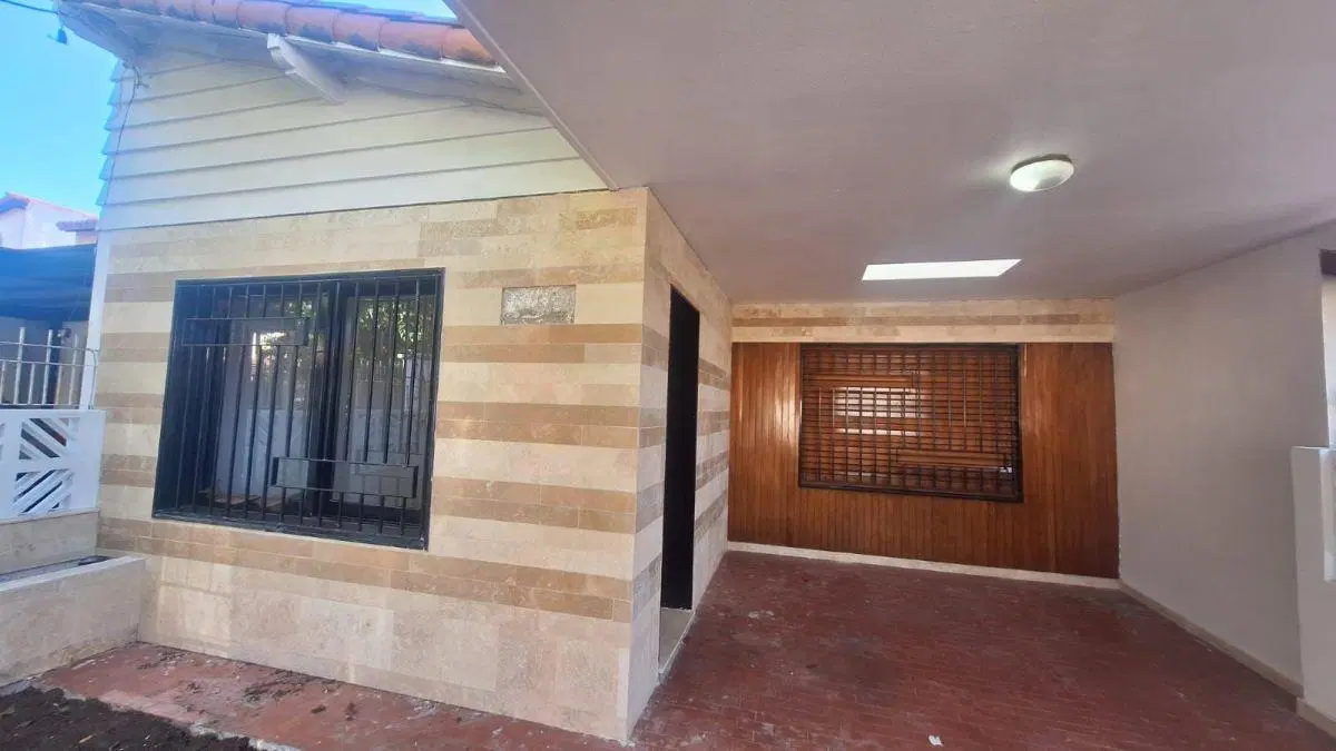 CHALET TOTALMENTE RENOVADO MARINERO ROJAS-CIUDAD JARDIN 4