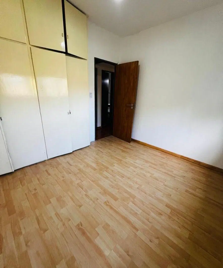 HERMOSO DEPARTAMENTO TRES AMBIENTES FRENTE 3