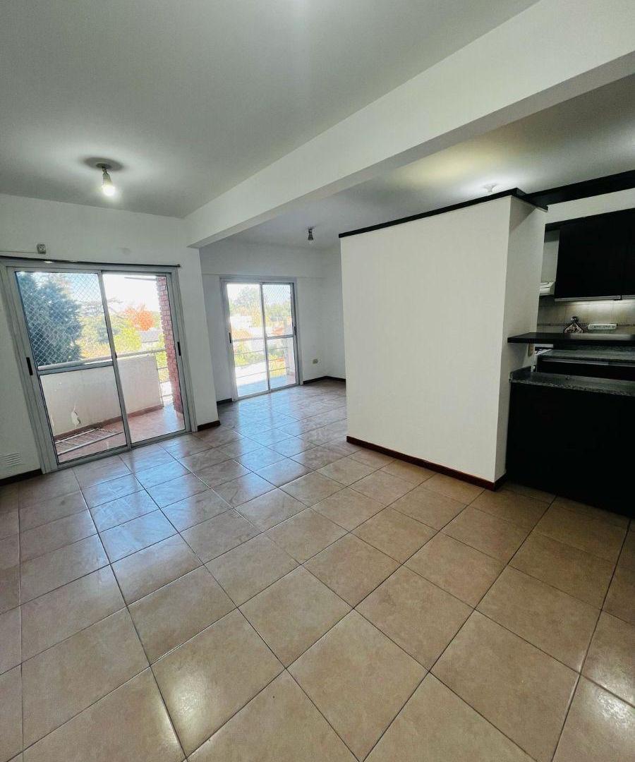 ALQUILER HERMOSO DEPARTAMENTO TRES AMBIENTES CON ASCENSOR MARTIN CORONADO