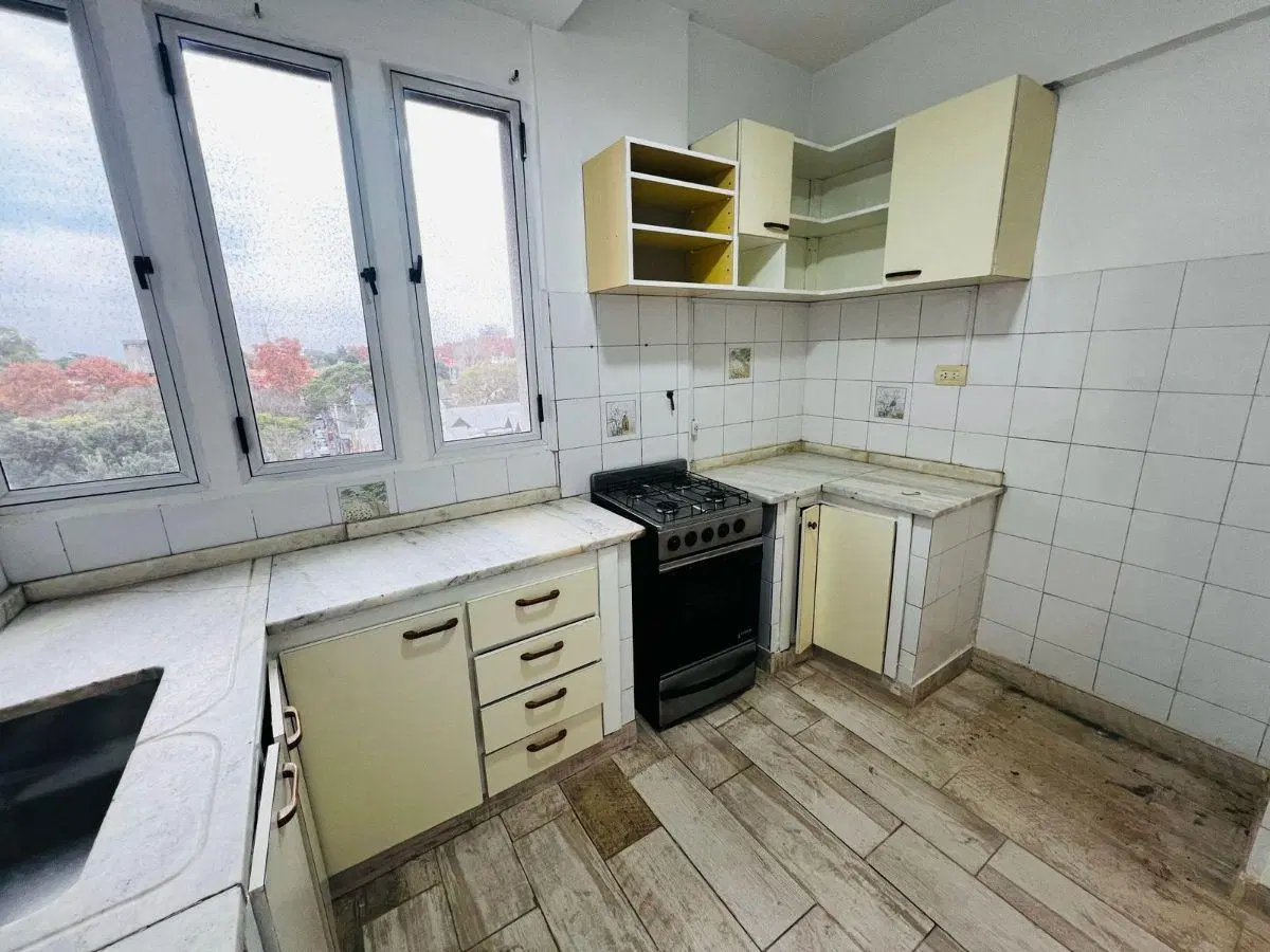 ALQUILER HERMOSO DEPARTAMENTO TRES AMBIENTES JACARANDAES CIUDAD JARDIN 5