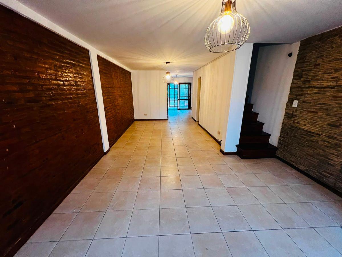 Foto de ALQUILER HERMOSO TRIPLEX CINCO AMBIENTES EN CIUDAD JARDIN CALLE BLERIOT, imagen 2