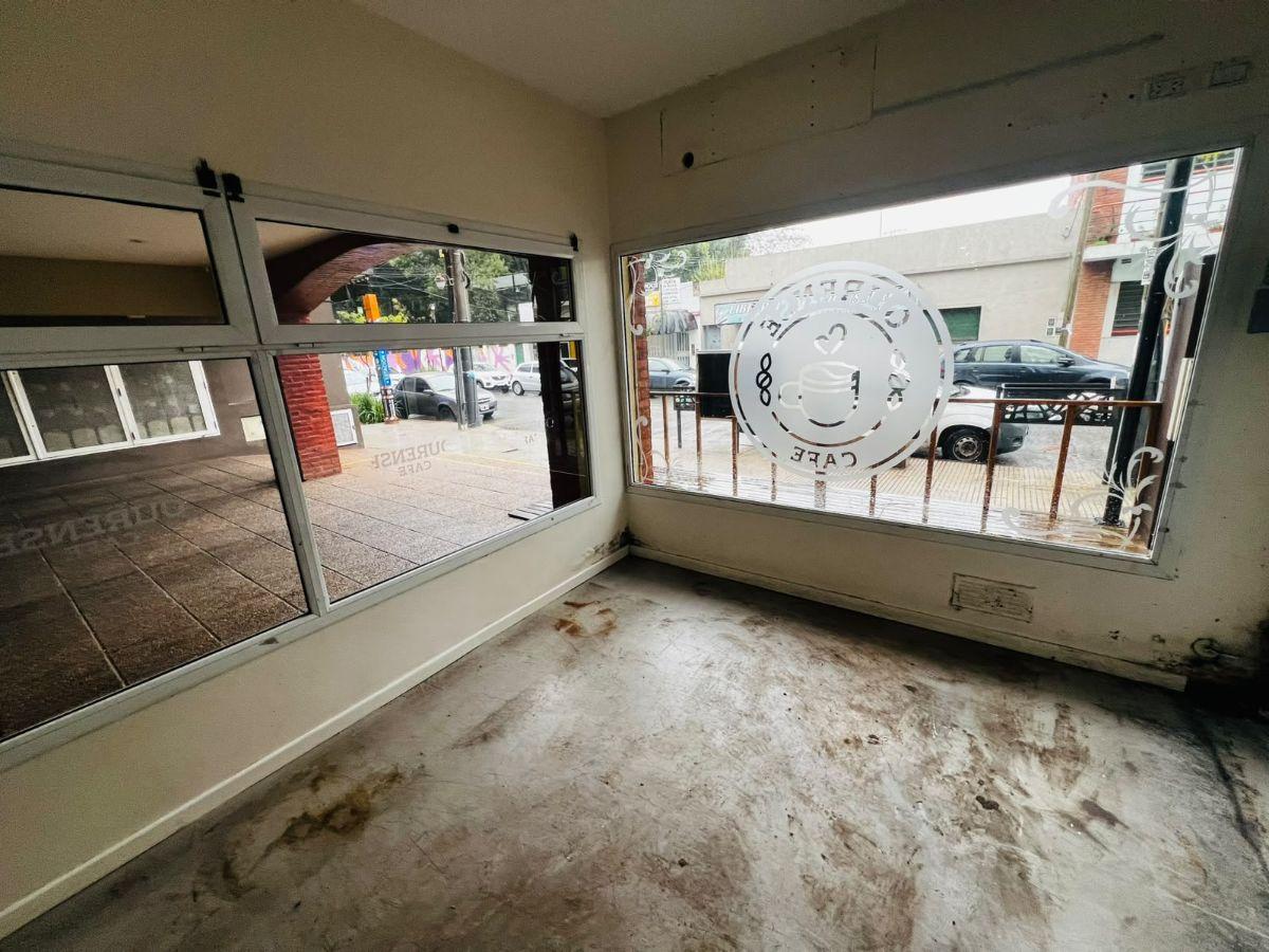 Foto de ALQUILER LOCAL COMERCIAL CON COCHERA – VILLA BOSCH, imagen 2