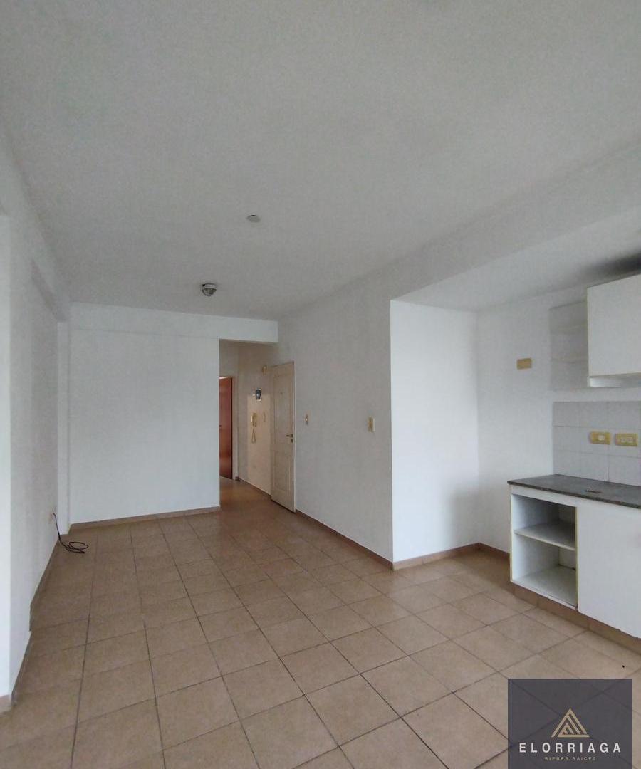 Foto de ALQUILER de DEPARTAMENTO en LA PLATA 1 dormitorio con balcon., imagen 2