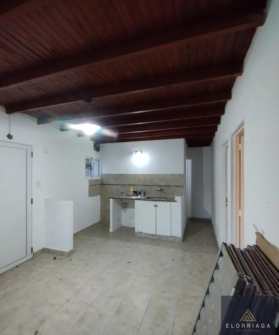 VENTA de CASA 2 dormitorios en BRANDSEN Bº los pinos 4