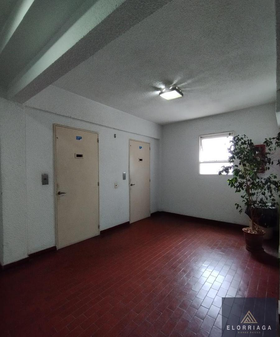Foto de DEPTO. en VENTA 7esq.63, La Plata, imagen 3