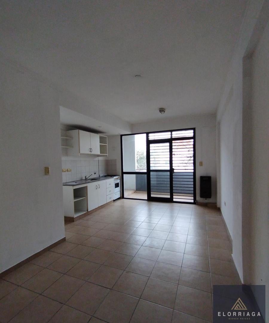 Foto de Departamento en ALQUILER La Plata 1 dormitorio c/ balcon, imagen 3