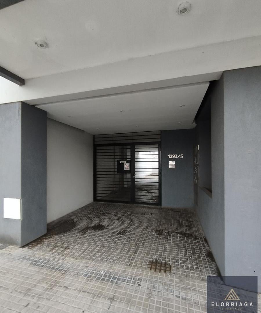 Foto de Departamento en ALQUILER La Plata 1 dormitorio c/ balcon, imagen 2
